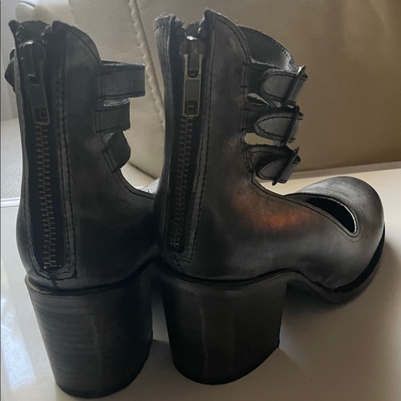 Freebird by Steven Black Heeled Boots - Picture 2 of 9